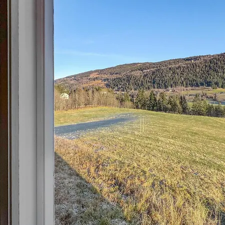 3 Bedroom Stunning In *
